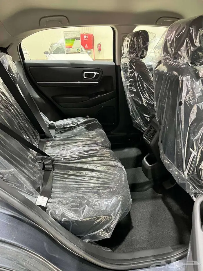 عروض نهاية العام هوندا HRV LX نص فل 2025 جميع الألوان 6