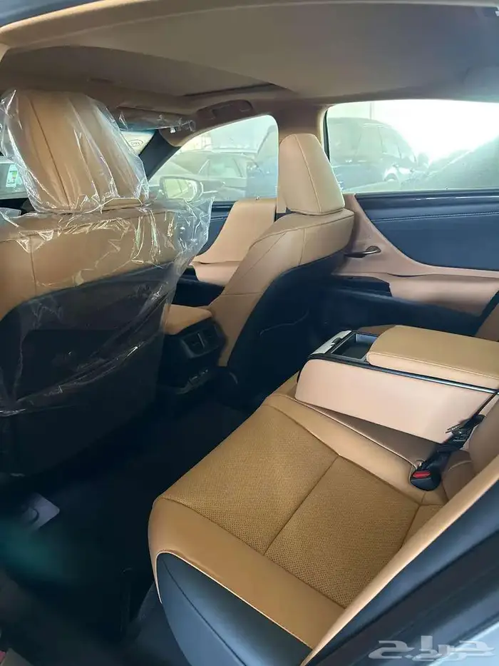 لكزس ES250 موديل 2025 عرض 50 50 بدون ربح 9