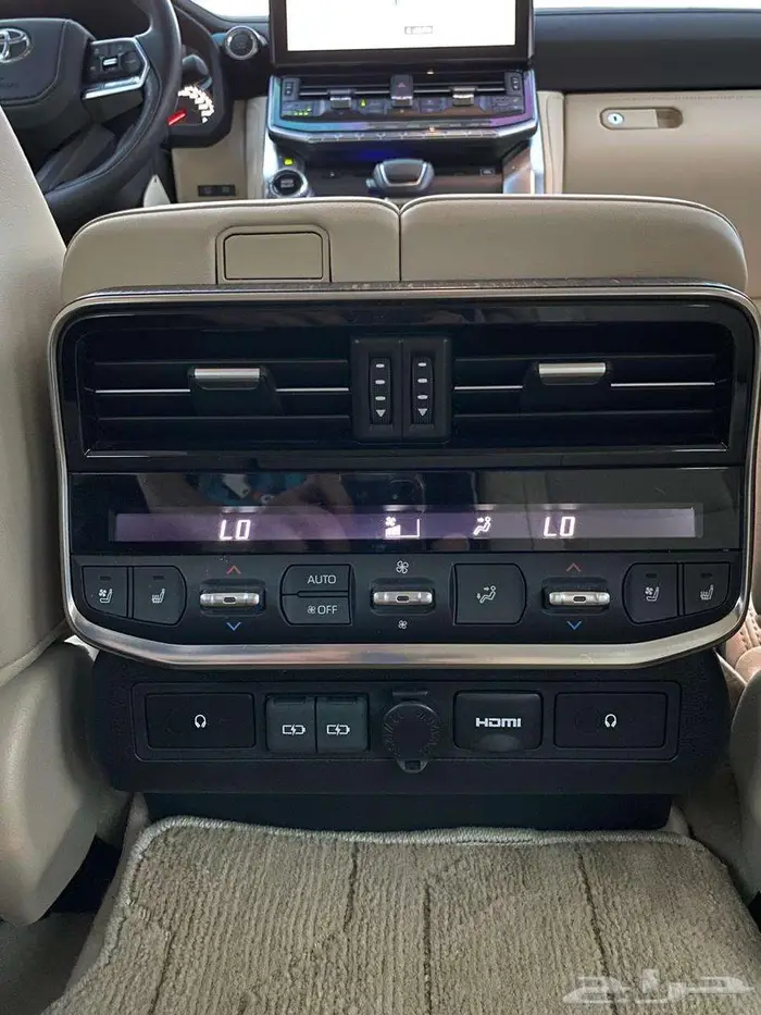 لاندكروزر-VXR -2024 فل كامل 14