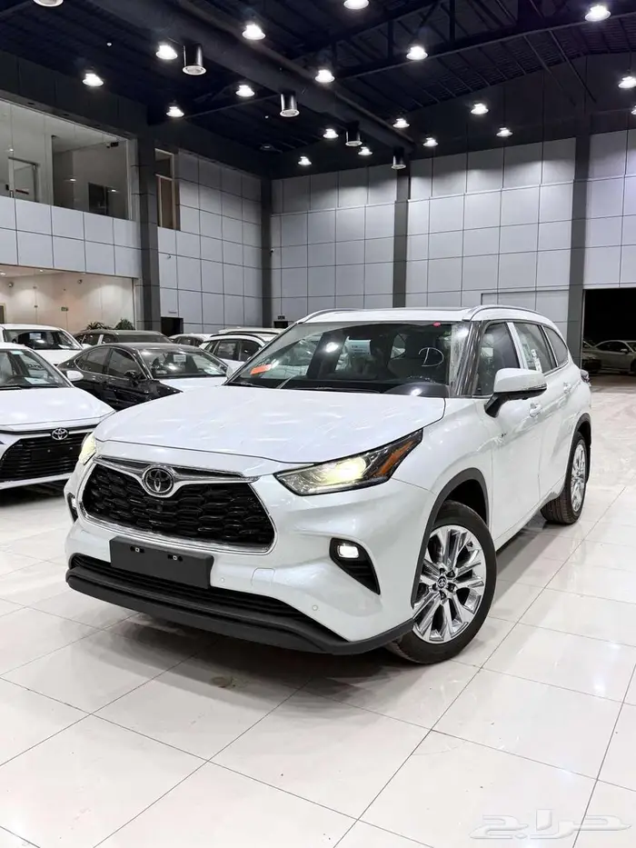 تويوتا هايلاندر ( LIMITED ) فل كامل موديل 2025 أقل الأسعار 2