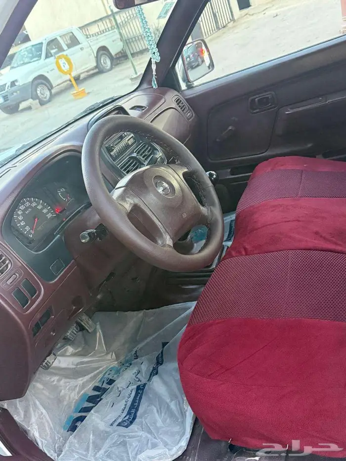 نيسان ددسن غماره 2009 بودي و محركات نظيف عداد 276 الف كم 3