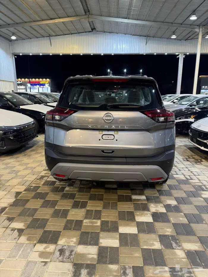 نيسان اكس تريل 7-5 مقاعد 2025 السعر 6