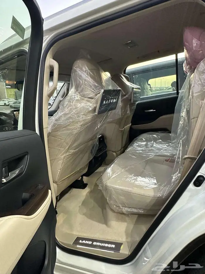 تويوتا لاندكروزر GXR 4 بنزين 2025 سعودي اقل الاسعار 9