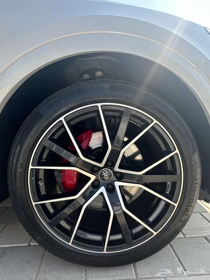 Audi Q8 S-Line Black Edition 13