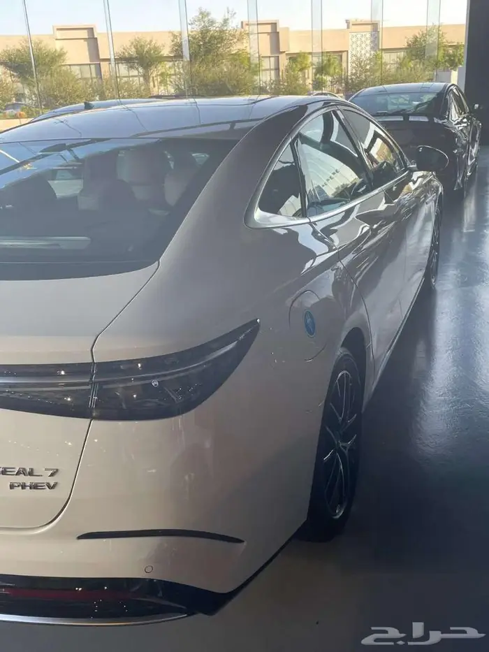 بي واي دي سيل 7 2026 عروض لدى شركه سفنز 9