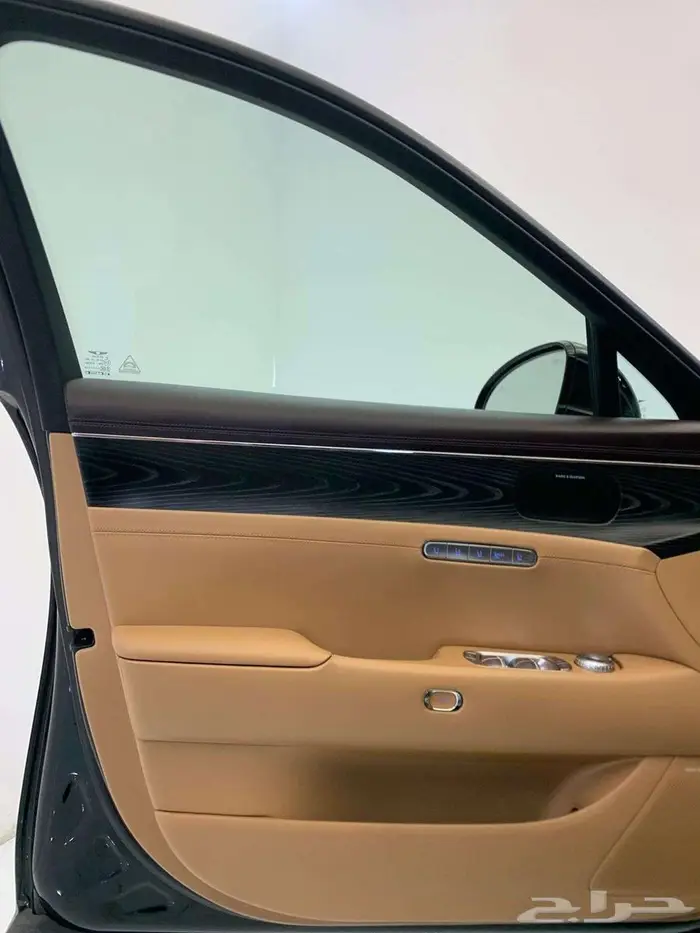 جنسس G90 2023 فل كامل 30