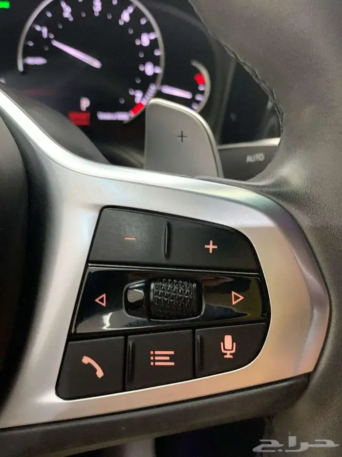 بي ام دبليو 330i 2021 10