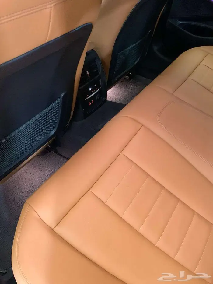 بي ام دبليو 330i 2021 24