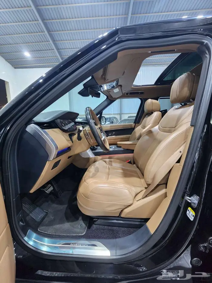 لاند روفر اوتو غرافي 2023 بلاك اديشن خليجي 9