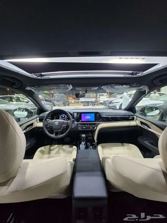 كامري LE فتحه سقف 2025 بنزين السعر 116150 5