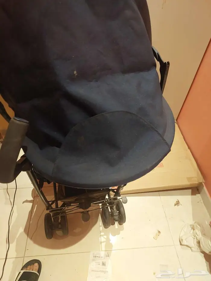 عربة اطفال حاله جيده 2