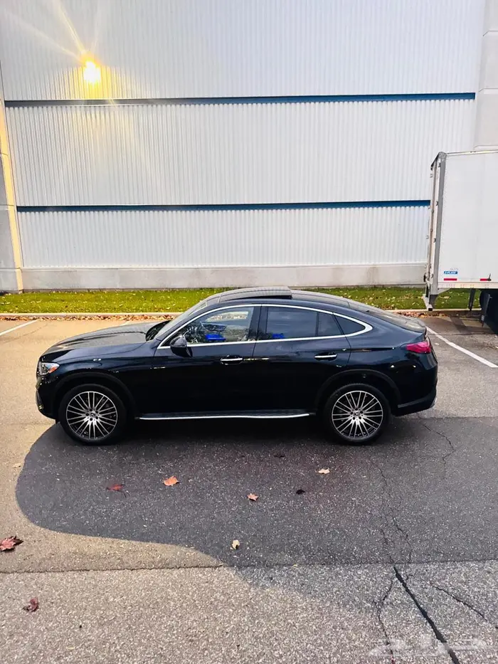 للبيع 2026 مرسيدس GLC300 كوب ((سعر خاص للجاهز)) 6