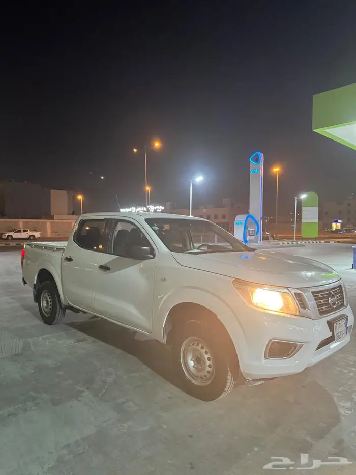 نيسان نفارا 2016 3