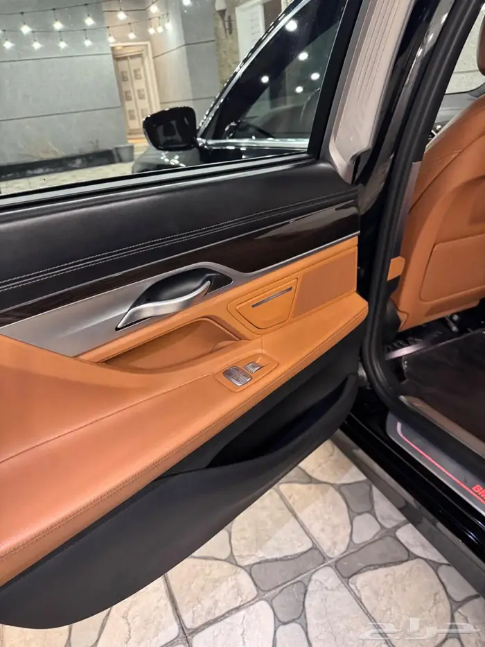 بي ام دبليو 730Li   2022 14