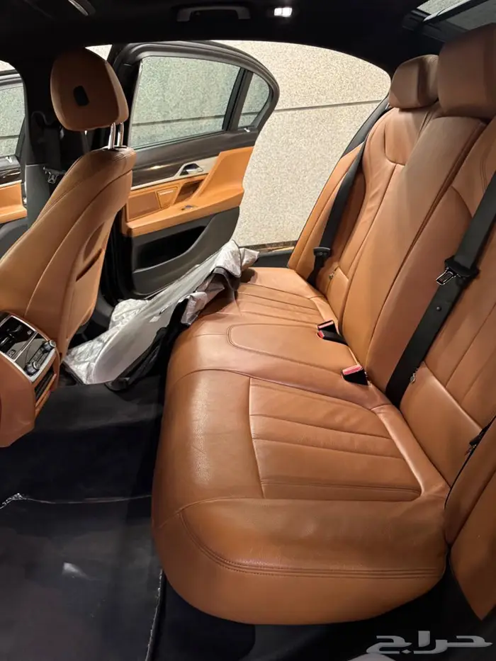 بي ام دبليو 730Li   2022 16