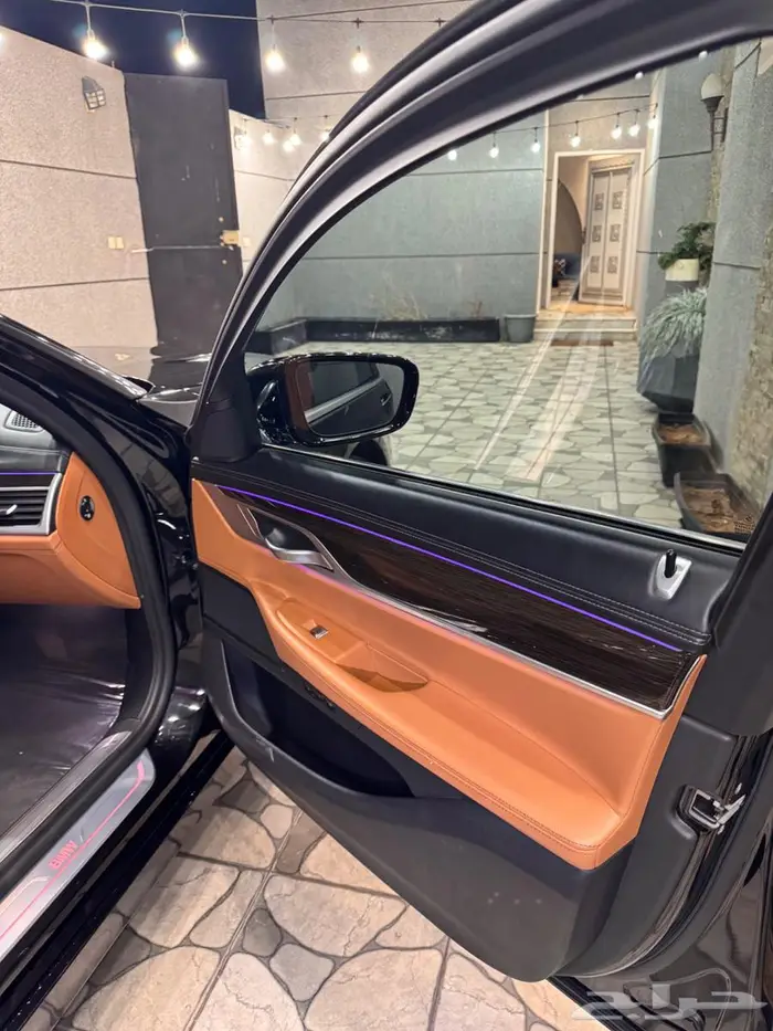 بي ام دبليو 730Li   2022 19