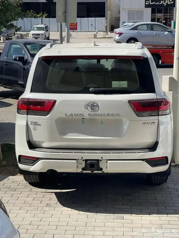 لاندكروزر 2025 الساير رقم 4 كاش واقساط بنوك 1