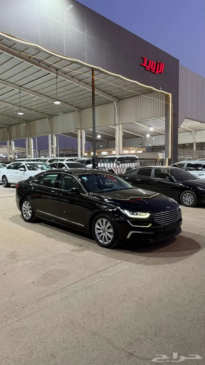 فورد تورس 2022 عداد 53000 استاندر اسود 0