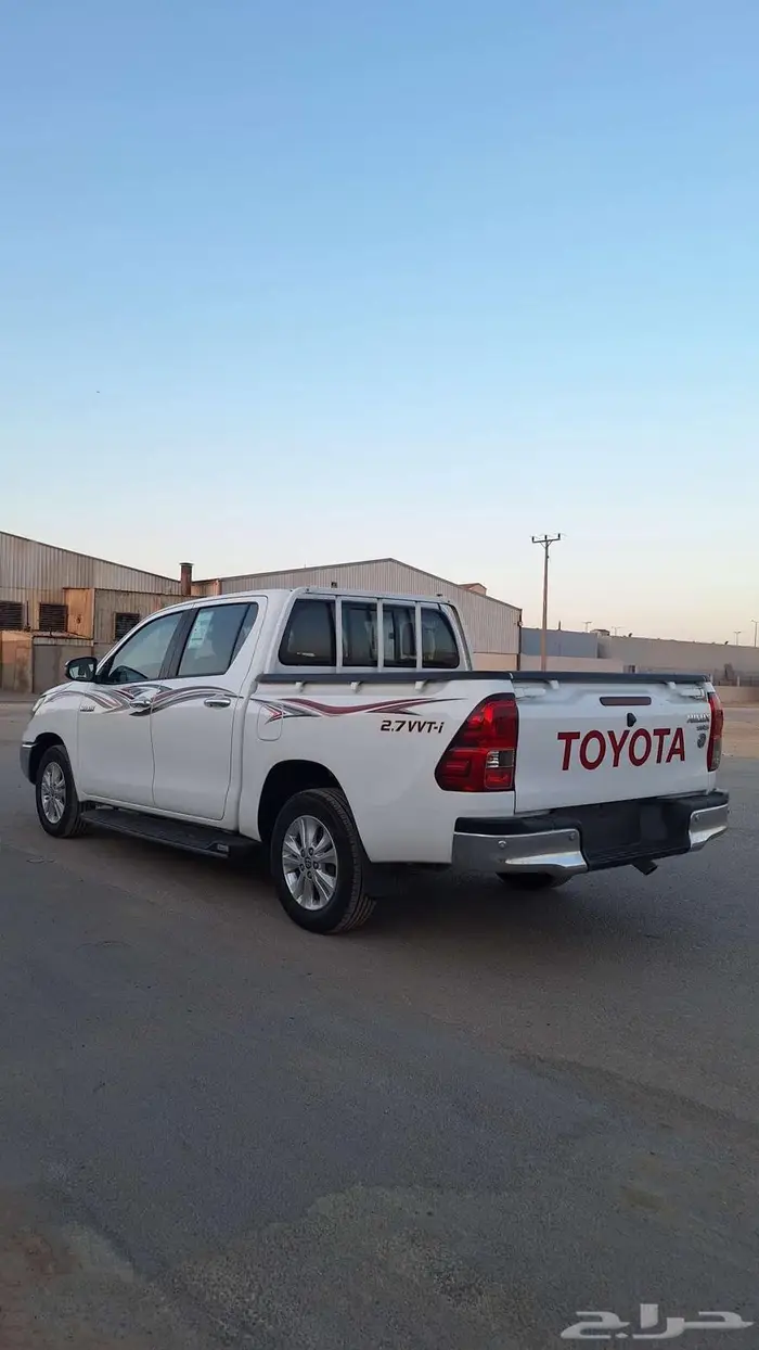 تويوتا هايلكس موديل 2022 وارد الساير 3