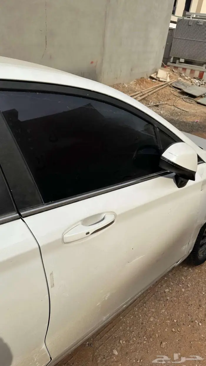 سيارة U5 PLUS مصدومة ميكانيكا ارباقات سليمه 5