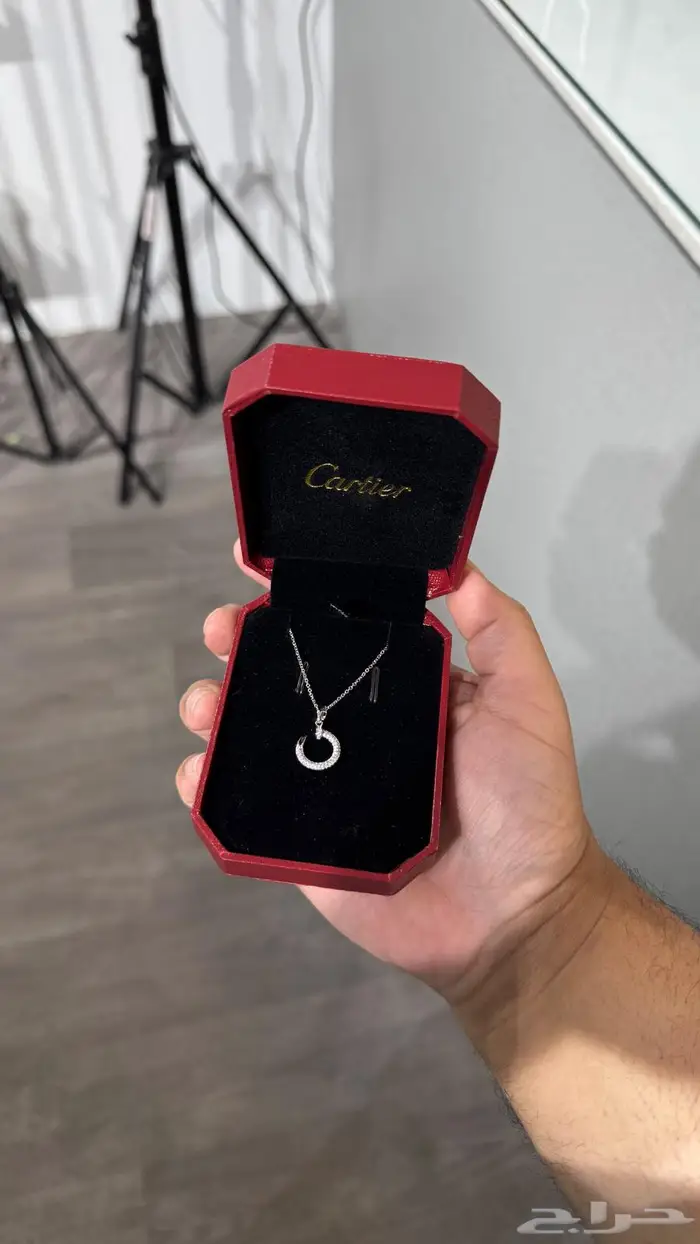اكسسورات ماركات - كارتير - ديور - شنيل - وكثير 7