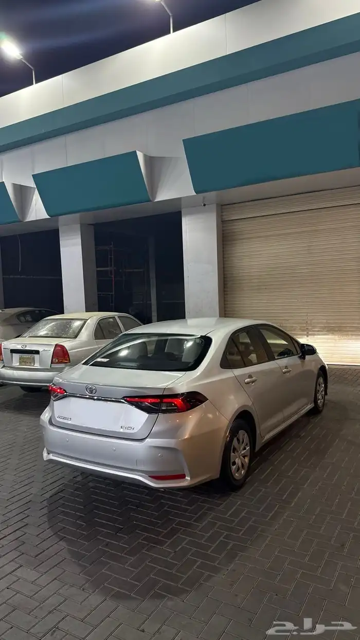 للبيع كورولا 2023 XLI بضمان الوكالة 2