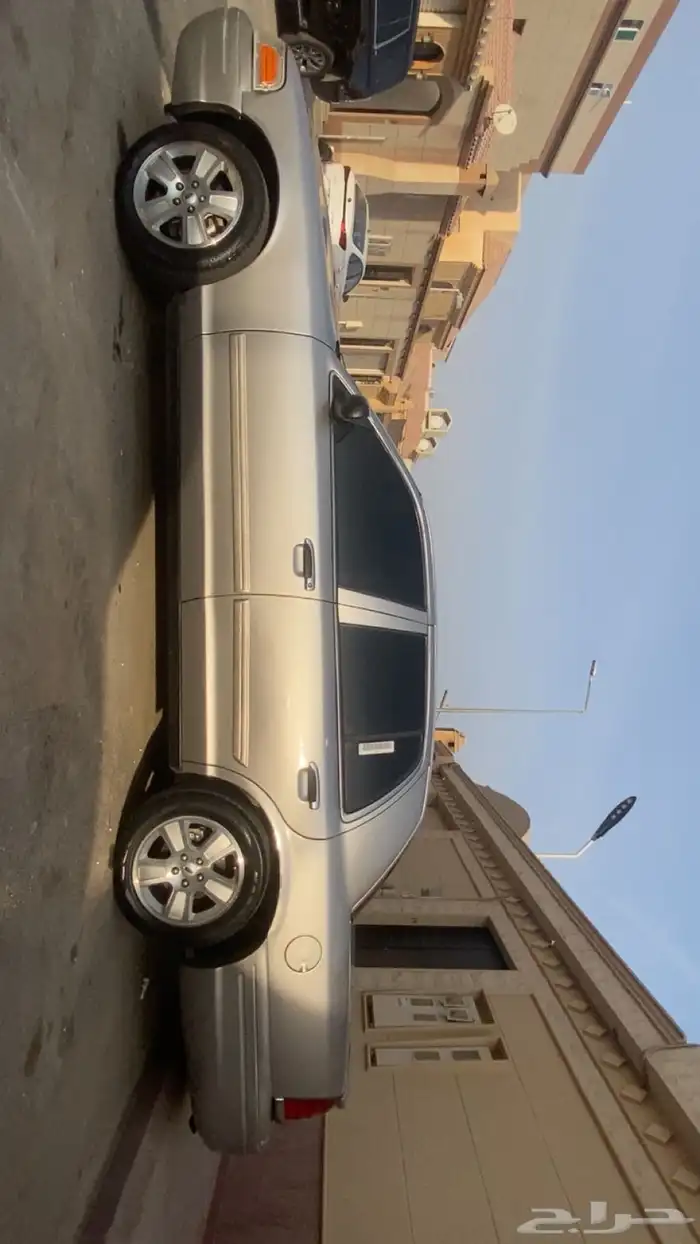 فورد فكتوريا 2011 1