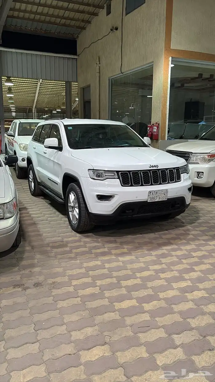 للبيع جيب شيروكي 2017 9