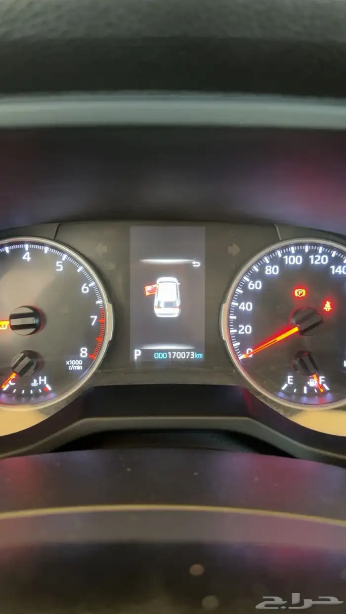 للبيع سيارة راف فور 1