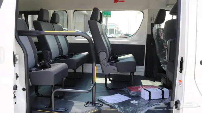 تويوتا باص هايس 13 راكب قير اتمتيك ديزل 2025 سقف عالي 8