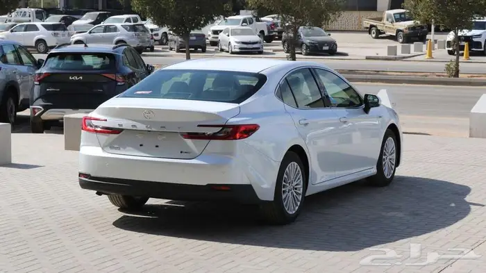تويوتا كامري هايبرد سعودي 2025 كاش وأقساط بنوك 7