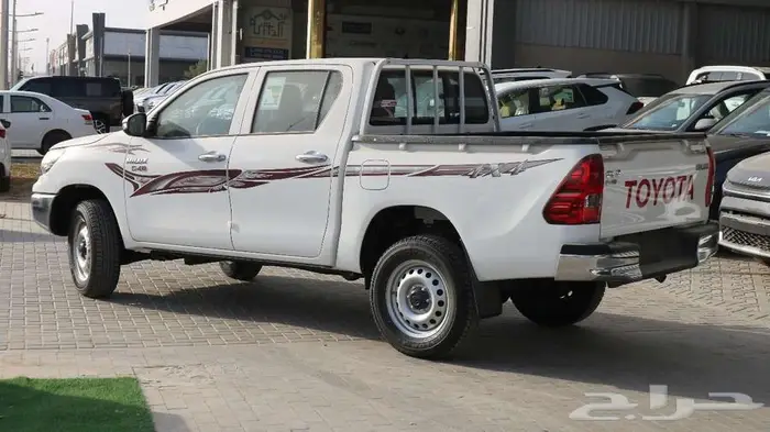 تويوتا هايلوكس غمارتين GL2 ديزل دبل موديل2025متوفر كاش اقساط 7