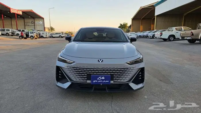 شانجان يوني في UNI-V 2024 0