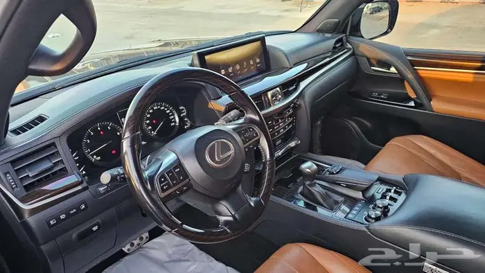 لكزس LX570 2021 فل كامل 10