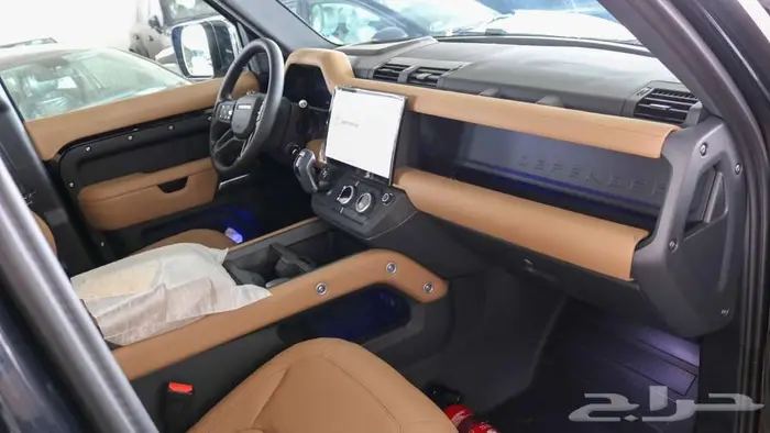 لاندروفر ديفيندر HSE 110XDYNAMIC2026كاش وبالتقسيط الناغي 8
