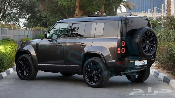 2025 Land Rover Defender 110 Octa 4.4TT V8 AWD 0Km 5