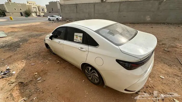 سيارة U5 PLUS مصدومة ميكانيكا ارباقات سليمه 7