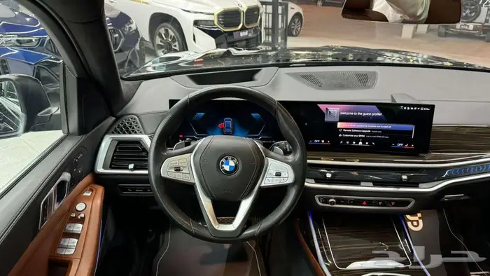 2023بي ام دبليو اكس 7 BMW X 12