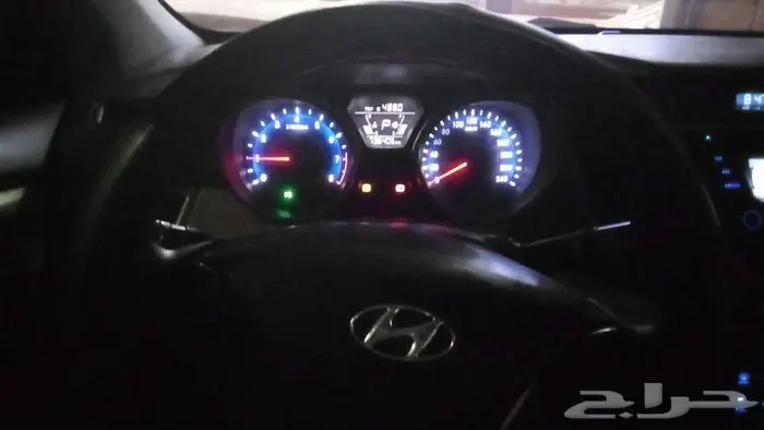 للبيع هونداي النترا 2016 3