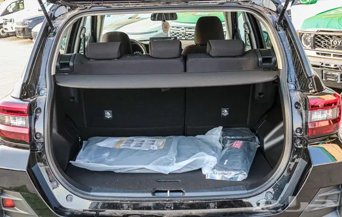 تويوتا رايز استاندر موديل 2026 كاش واقساط باقل الاسعار 13