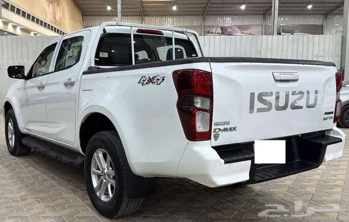 ايسوزو ديماكس غمارتين ديزل 2022 دبل LS 6