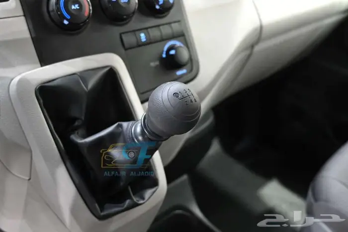 تويوتا باص 13 راكب ديذل بالنقد والتقسيط 10