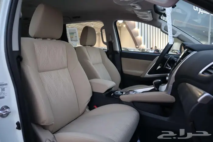 ميتسوبيشي مونتيرو سبورت ستاندر دبل و نص فل 2025 بنزين 24