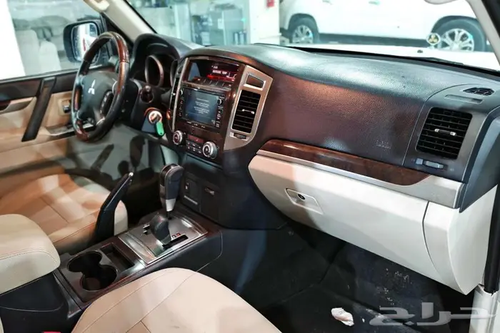 ميتسوبيشي باجيرو 2020 دبل سعودي 13