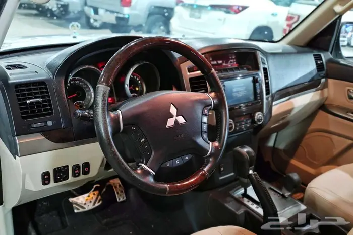 ميتسوبيشي باجيرو 2020 دبل سعودي 10