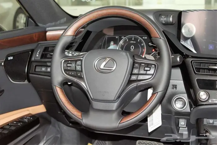 لكزس - ES 350 - DD - فل كامل - 2025 17