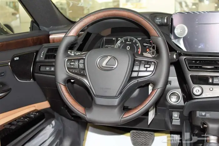 لكزس - ES 350 - DD - فل كامل - 2025 18