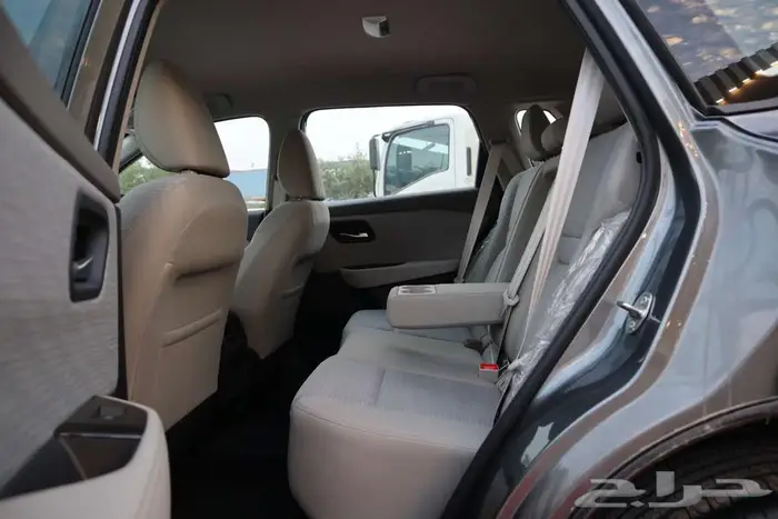 نيسان اكستريل 5 راكب بدون دبل 2025 مبيعات بنوك وشركات 14