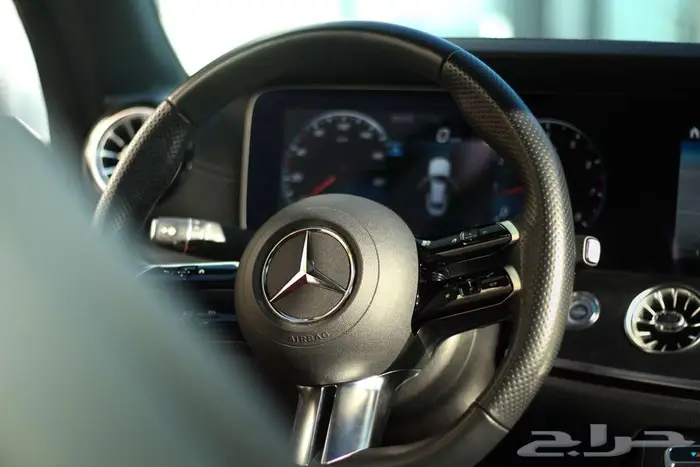 مرسيدس E200 Coupe AMG PKG موديل 2023 (جديد) 36