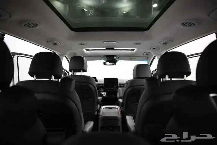 هيونداي ستاريا 2026 9 - 11 راكب( كاش وتقسيط )صيانة مجانية 6